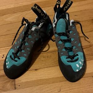 La Sportiva Climbing Shoes, worn once in gym